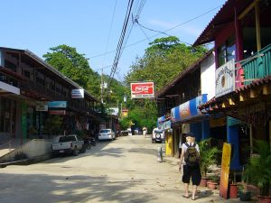 Typische Ortschaft in Costa Rica