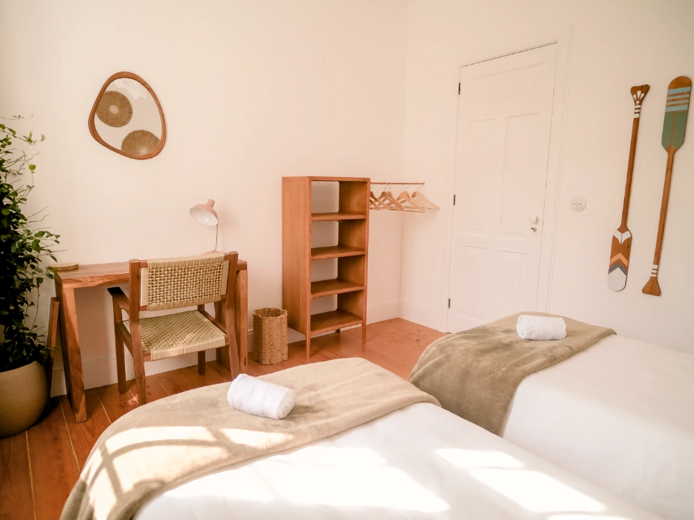 Standard-Zimmer der Porto Surf Lodge