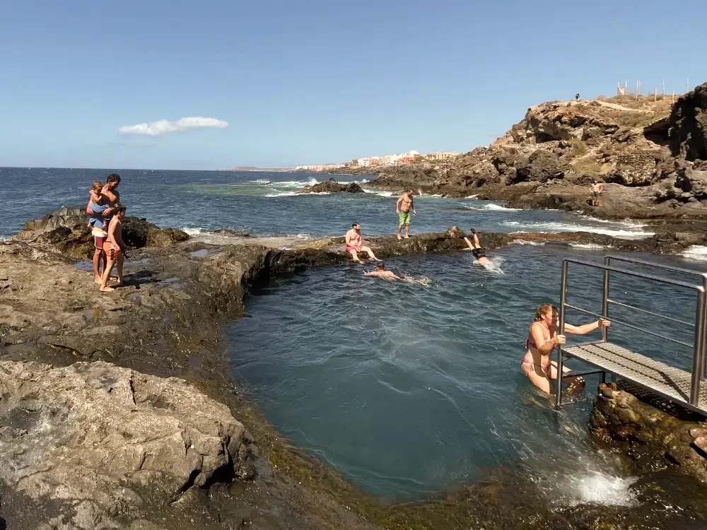 Felspool im Süden Teneriffas