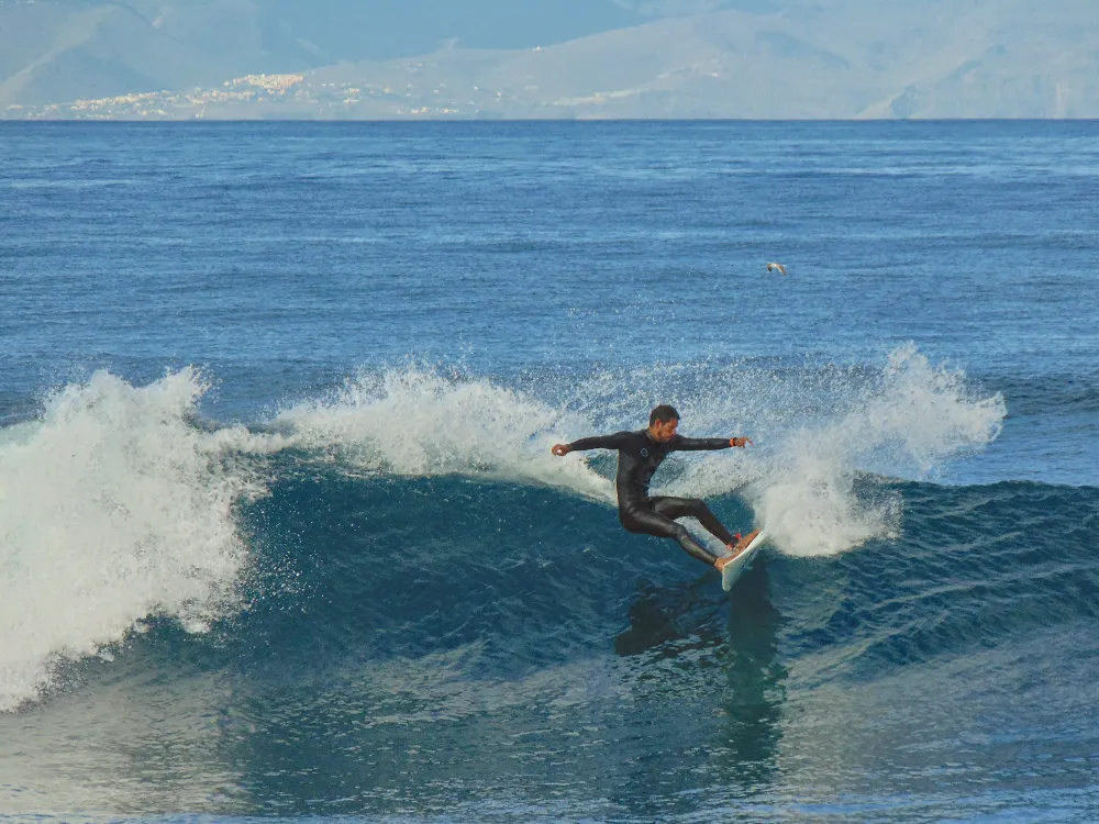 Surfing Las Americas, Tenerife