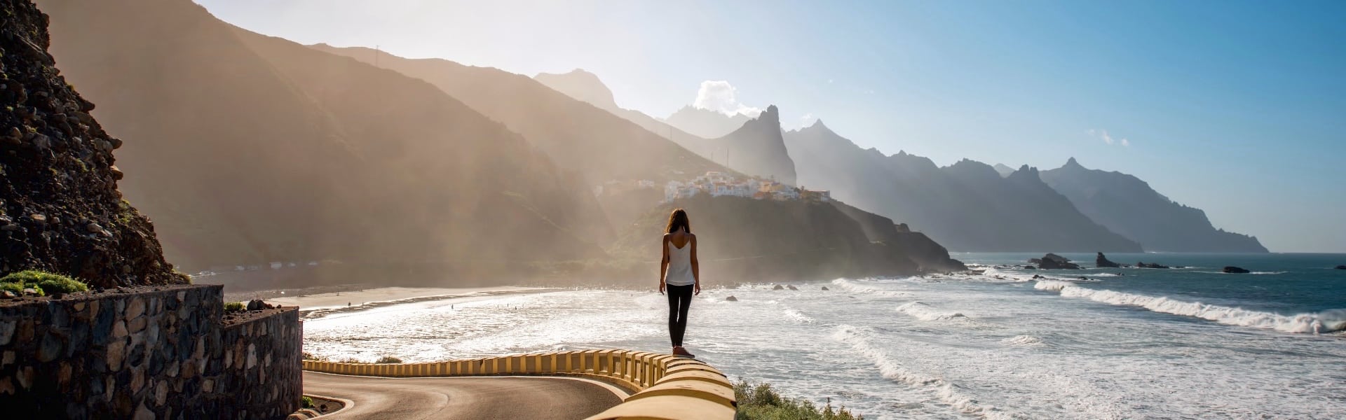 WAVE CULTURE Surfcamp Wellenreiten und Yoga auf Teneriffa